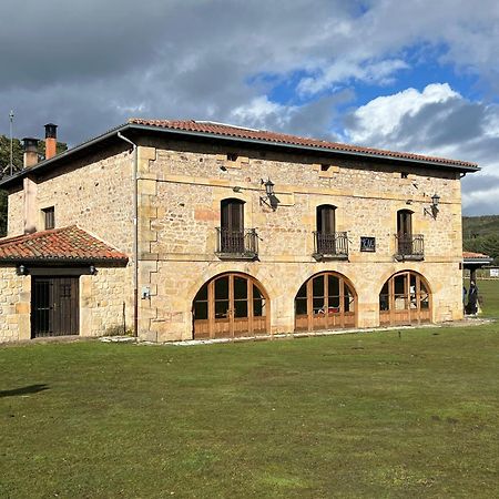 Albergue Pinares - La Casona De Revenga Regumiel de la Sierra Exteriör bild
