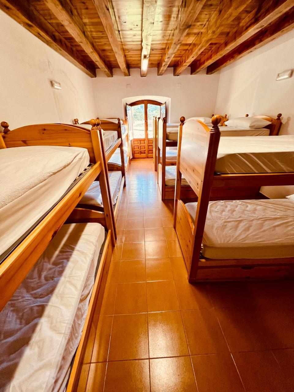 Albergue Pinares - La Casona De Revenga Regumiel de la Sierra Exteriör bild