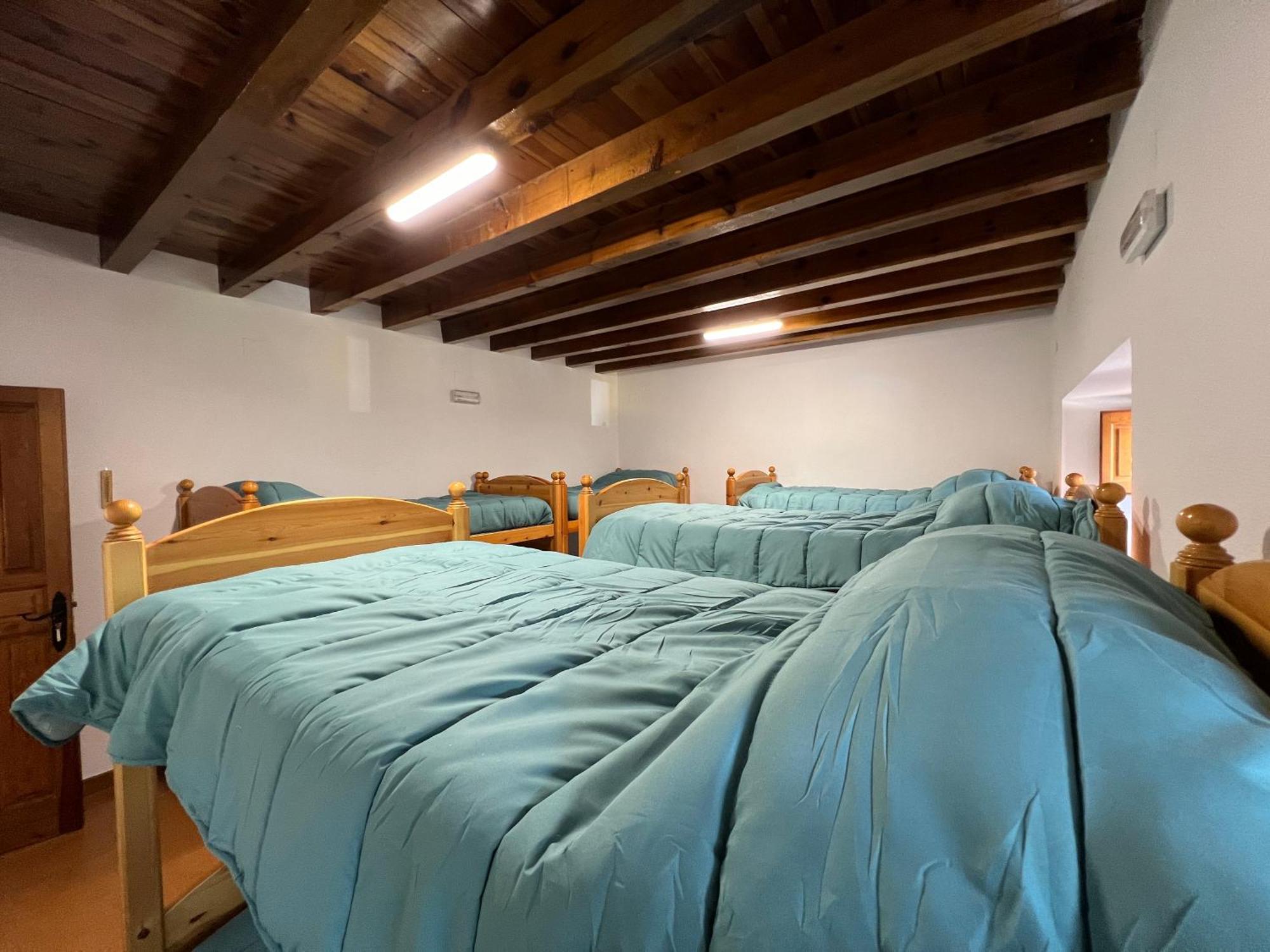 Albergue Pinares - La Casona De Revenga Regumiel de la Sierra Exteriör bild