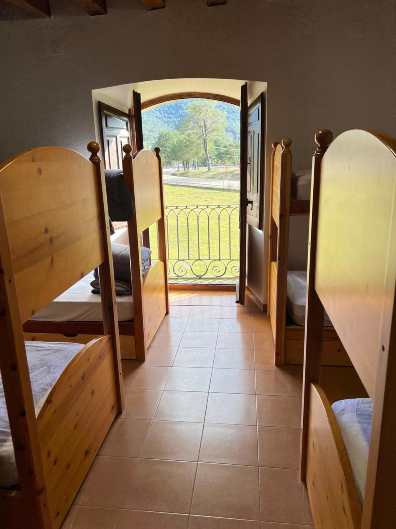 Albergue Pinares - La Casona De Revenga Regumiel de la Sierra Exteriör bild
