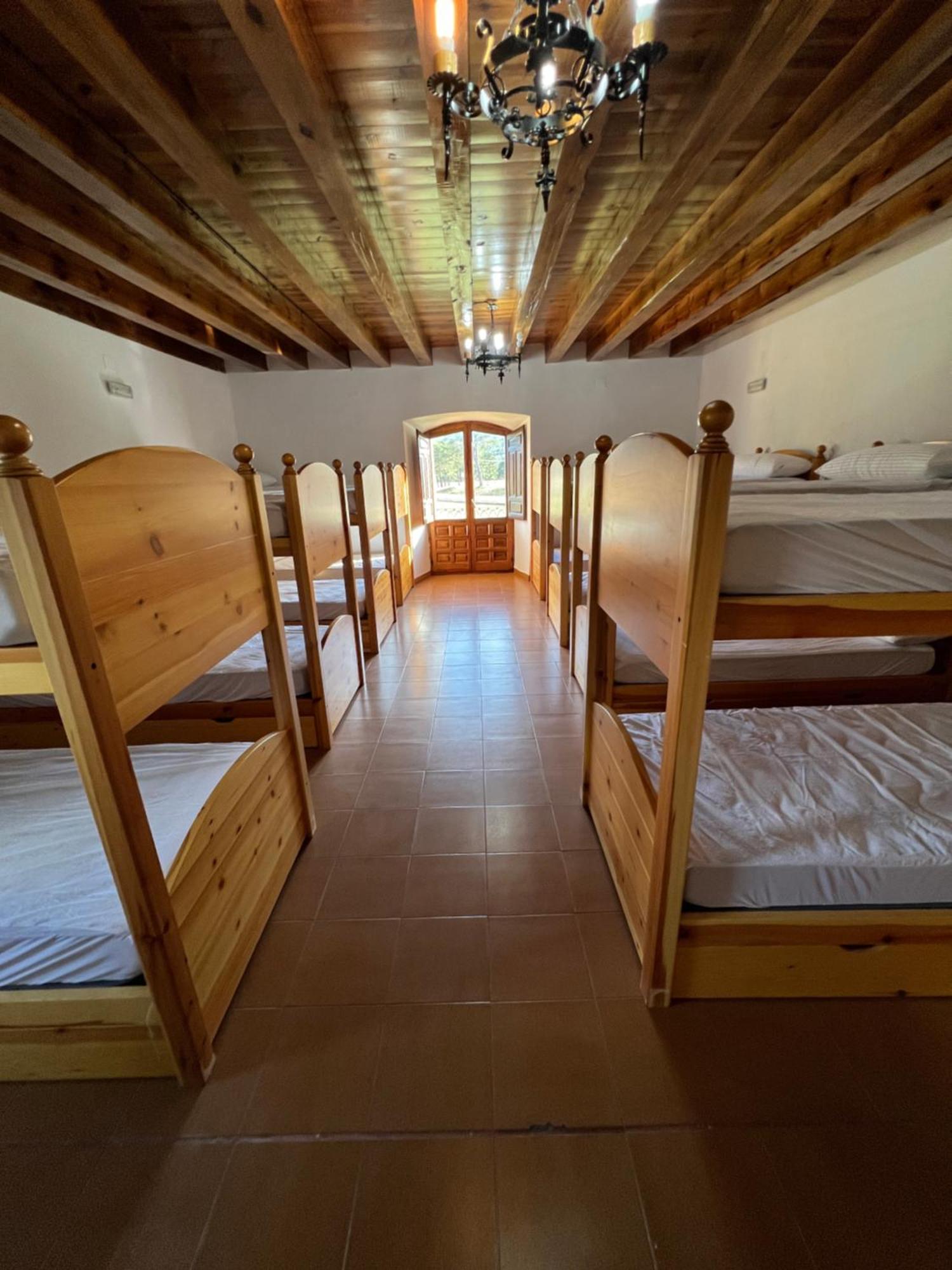 Albergue Pinares - La Casona De Revenga Regumiel de la Sierra Exteriör bild
